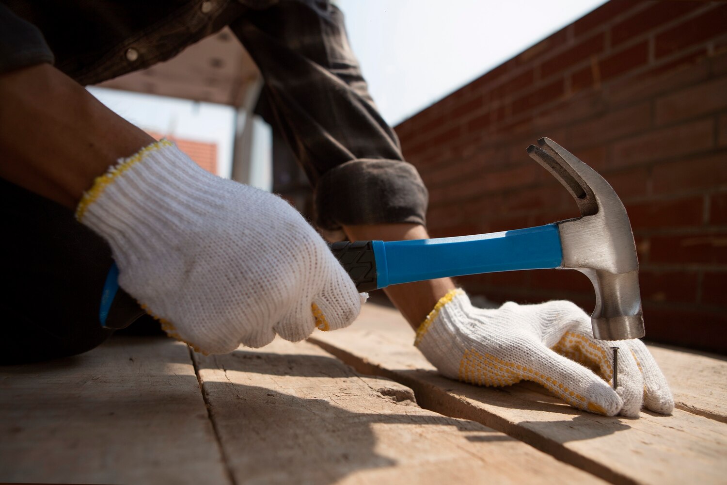 Structural crack repair and sealing